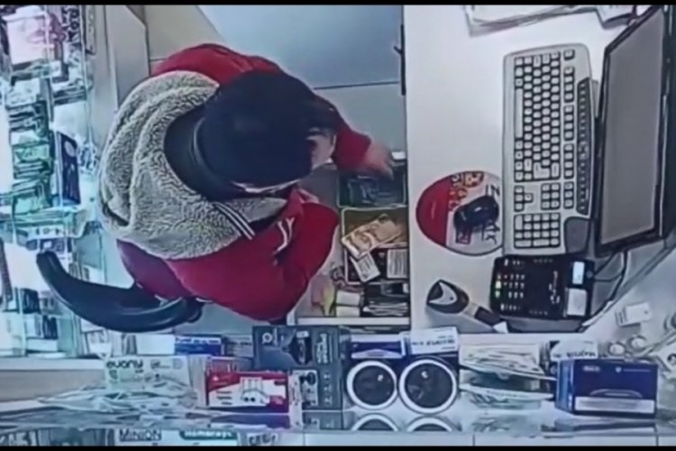 İstanbul'da &ccedil;alıştığı eczaneden 150 bin lira &ccedil;alan şahıs yakalandı