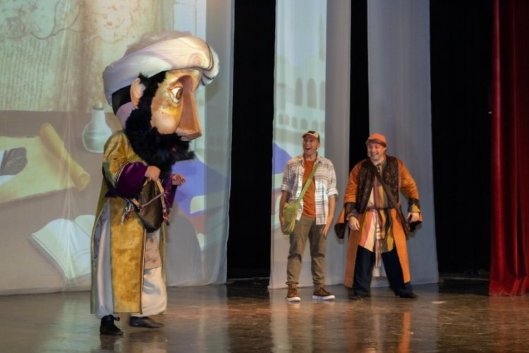 Bursa B&uuml;y&uuml;kşehir Belediyesi Şehir Tiyatrosu Uşak'ta