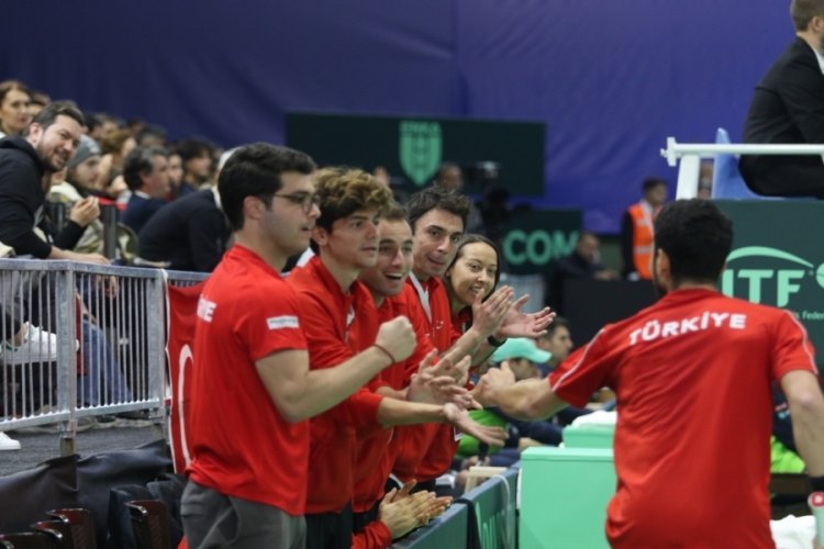 Milli Takım Davis Cup'a iki galibiyetle başladı