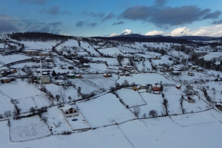 Bursa'da kar yağışı drone ile g&ouml;r&uuml;nt&uuml;lendi