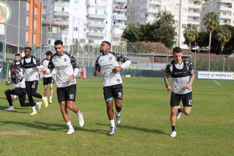 Alanyaspor, İstanbulspor ma&ccedil;ına hazır