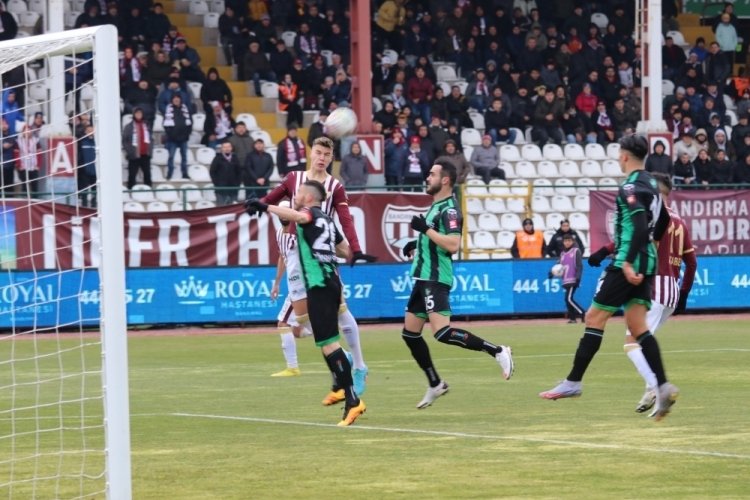 Denizlispor deplasmandan 3 puanla d&ouml;n&uuml;yor