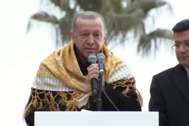 Cumhurbaşkanı Erdoğan: 14 Mayıs'ta sandıklara bunları g&ouml;m&uuml;yor muyuz?