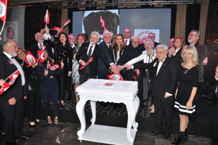 Ata Lions'dan renkli Atat&uuml;rk gecesi