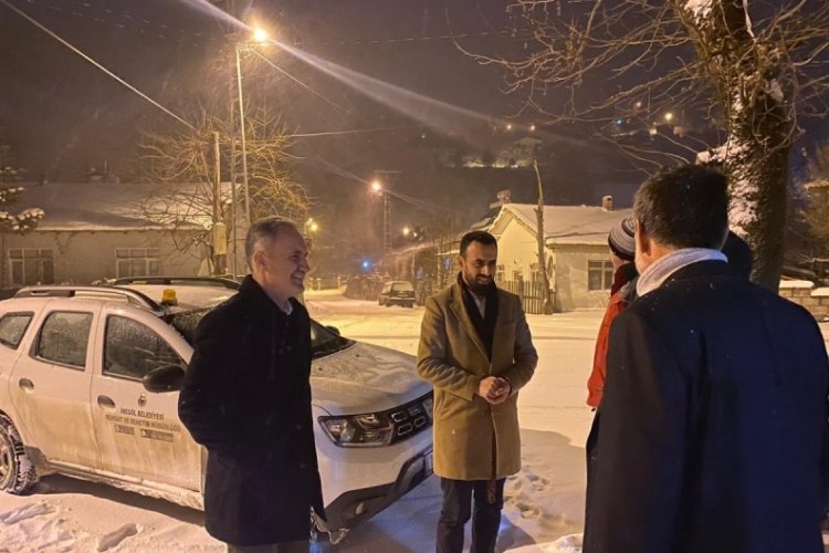 Bursa İneg&ouml;l'e kar bereketli geldi