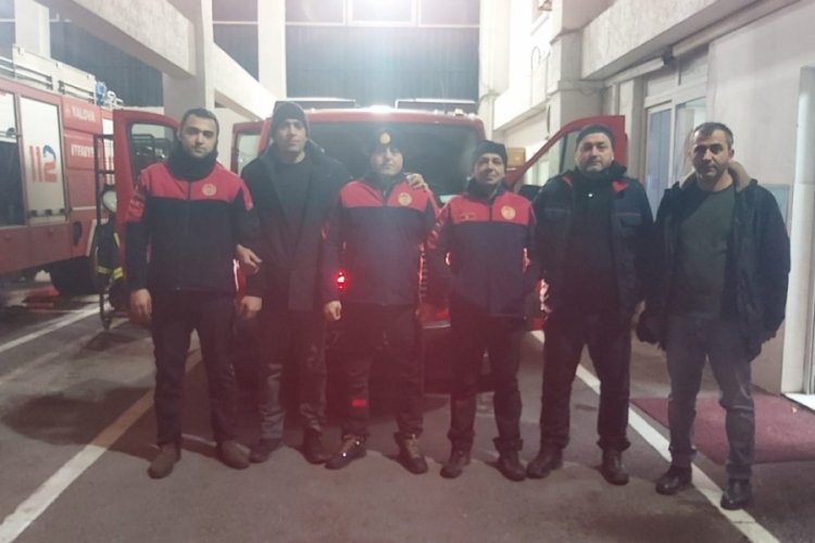 Yalova Belediyesi Kahramanmaraş'a ekip g&ouml;nderdi