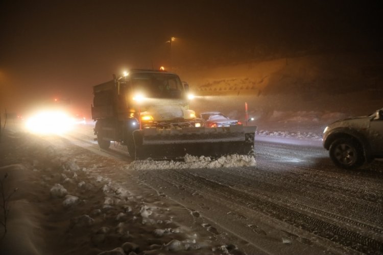 Bursa B&uuml;y&uuml;kşehir sahada, ulaşım yolunda