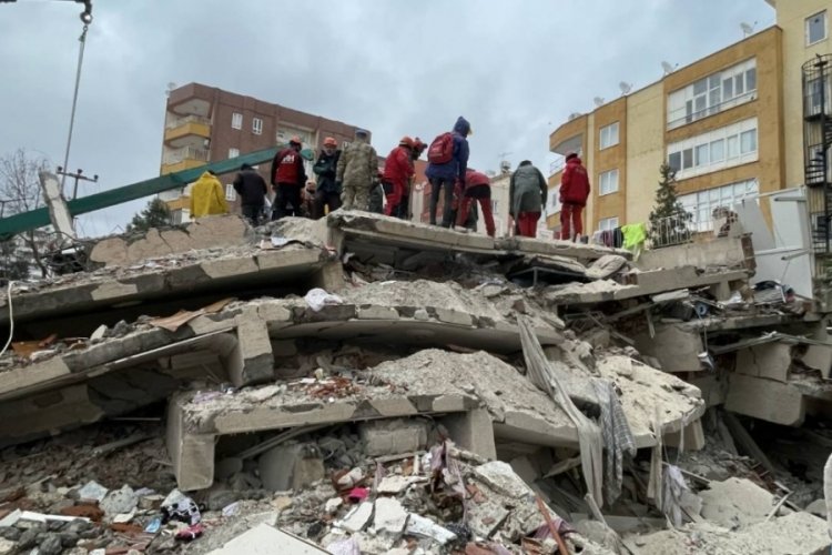 Deprem uzmanı Ercan a&ccedil;ıkladı: Kalanların ne yazık ki yaklaşık y&uuml;zde 5'i canlı