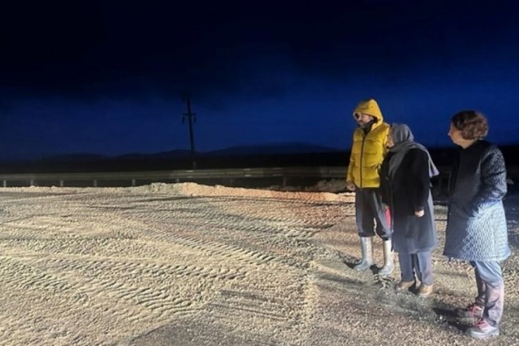 Depremde zarar g&ouml;ren TAG Otoyolu onarılıyor