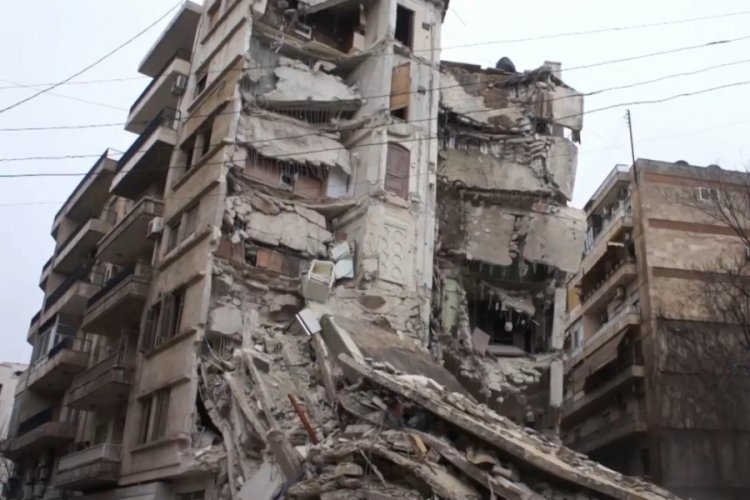 Suriye'de hayatını kaybedenlerin sayısı 1444'a y&uuml;kseldi