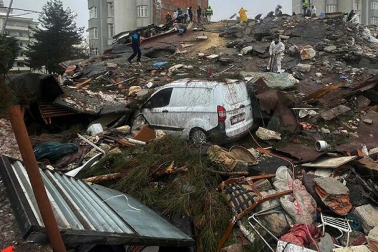 Katar'dan 10 bin prefabrik ev