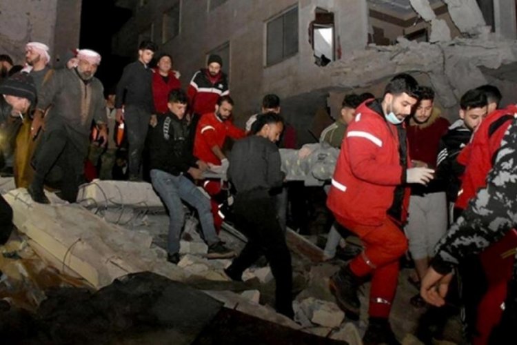 Suriye'de &ouml;l&uuml; sayısı 1600'&uuml; ge&ccedil;ti