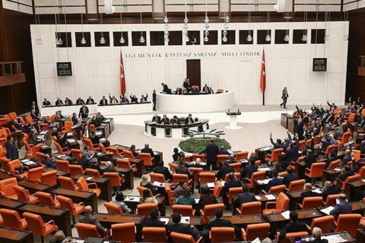 5 Parti ortak bildiri metni imzaladı