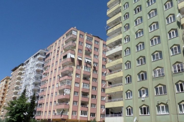 Kahramanmaraş'ta 8 bloklu 320 daireli site tamamen yıkıldı