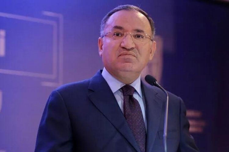 Bakan Bozdağ: Deprem b&ouml;lgesinde adli s&uuml;re&ccedil;lerdeki bilumum s&uuml;re 15 g&uuml;n uzatıldı!