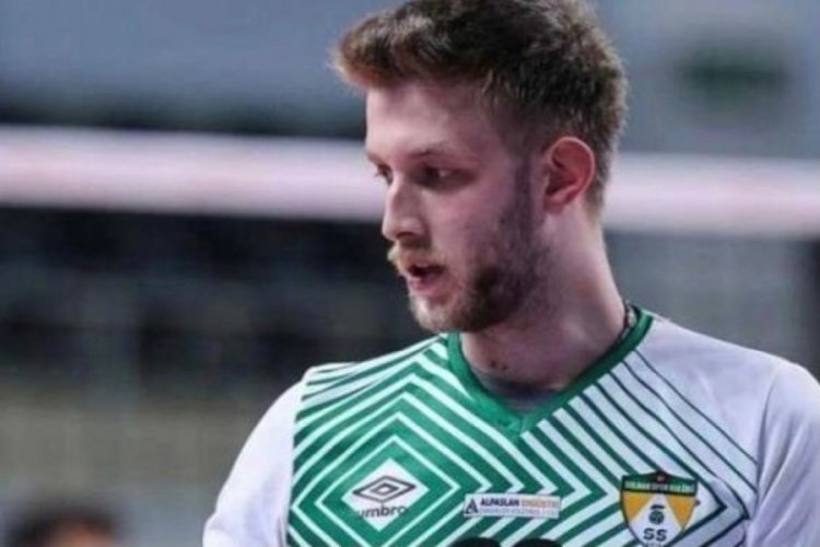 Eskişehirli milli voleybolcu Emincan Kocabaş depremde hayatını kaybetti