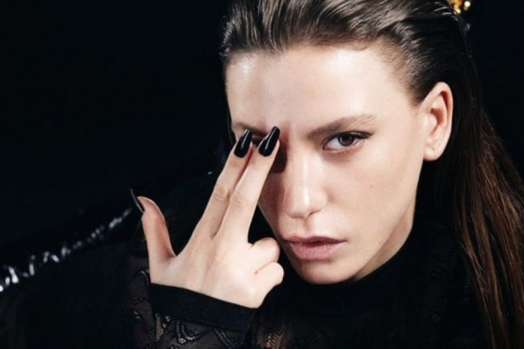Serenay Sarıkaya'nın deprem paylaşımı