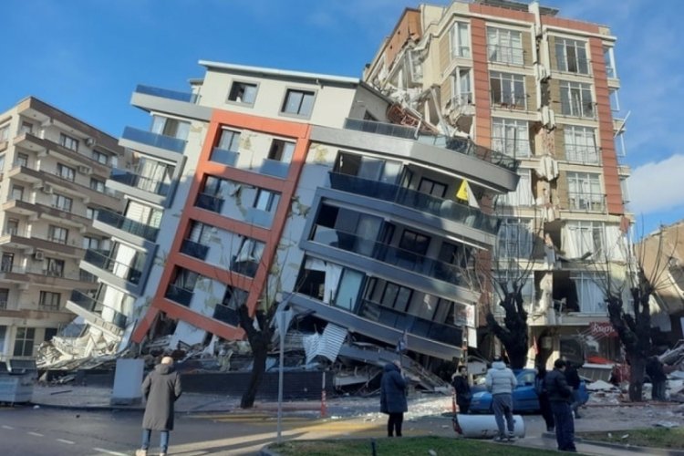 Hatay'da hala ulaşılamayan yerler var!