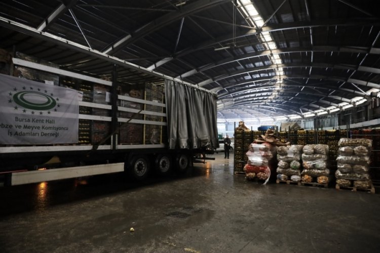 Bursa'dan depremzedeler i&ccedil;in ekmek ve meyve seferberliği
