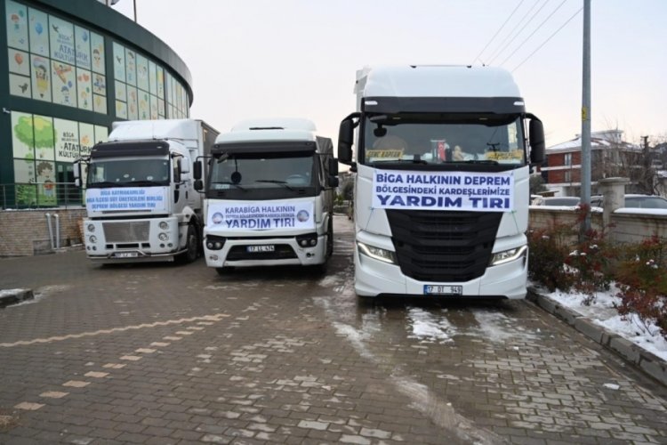 Kahramanmaraş'a yardım TIR'ları &Ccedil;anakkale'den yola &ccedil;ıktı
