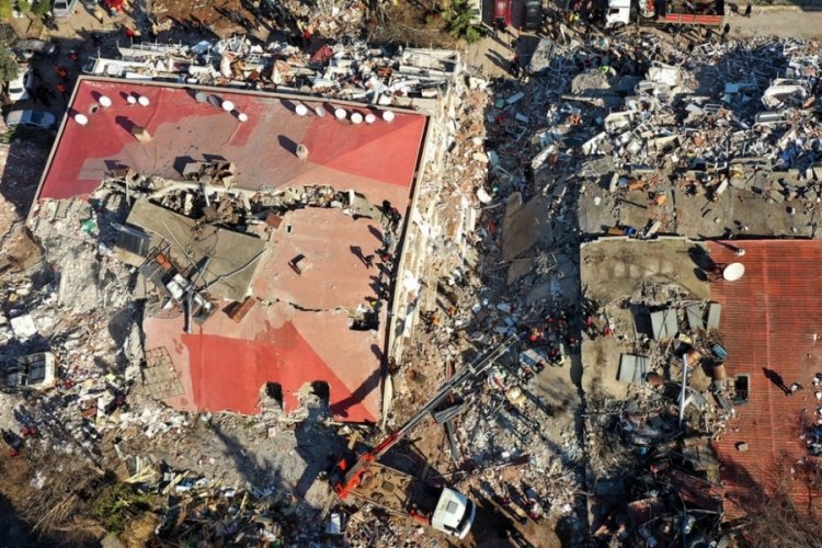 Depremde yıkımın yaşandığı 10 ilde eğitim g&ouml;ren &ouml;ğrenciler farklı illere nakil edilebilecek