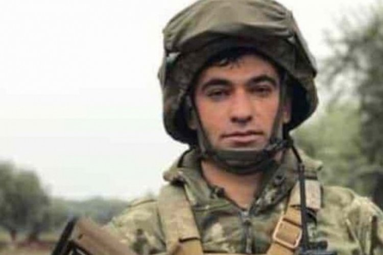 Uzman &ccedil;avuş İskender Kahraman Hatay'da enkaz altında kalarak şehit oldu