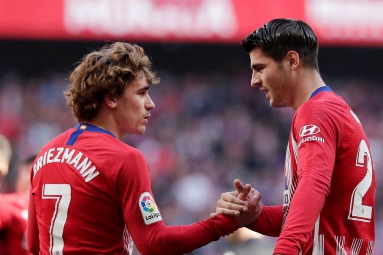 Morata ve Griezmann da imzalı formalarını depremzedelere bağışladılar