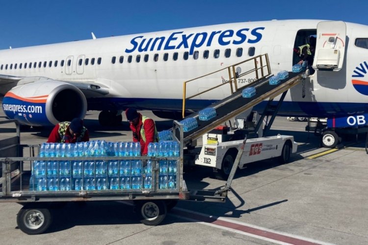 SunExpress de deprem b&ouml;lgesi u&ccedil;uşlarını &uuml;cretsiz yaptığını a&ccedil;ıkladı
