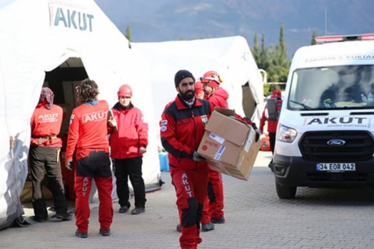 AKUT: Eğitimsiz g&ouml;n&uuml;ll&uuml;ler, yardım etmek isterken zarar verebilirler