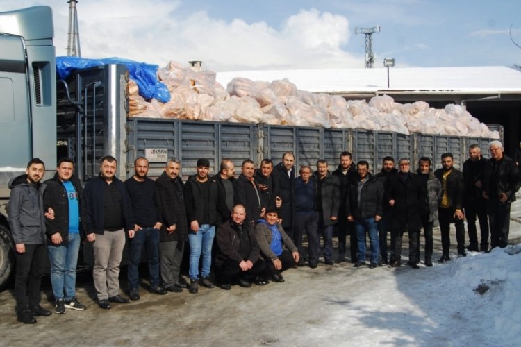 Van esnafı deprem b&ouml;lgesine 70 bin adet ekmek g&ouml;nderildi