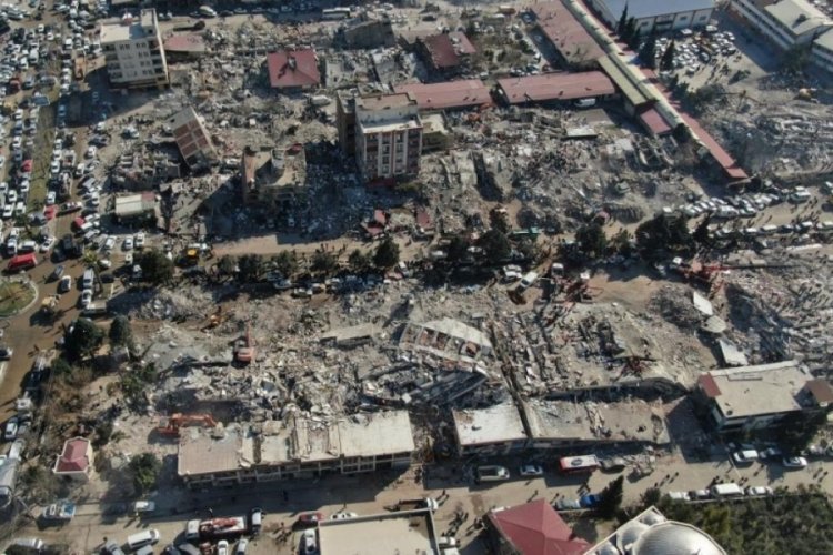 Kahramanmaraş'ta aldığı evi mezarları oldu