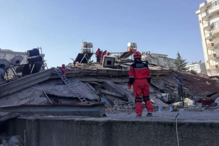 BAKUT deprem b&ouml;lgesinde m&uuml;cadeleye devam ediyor