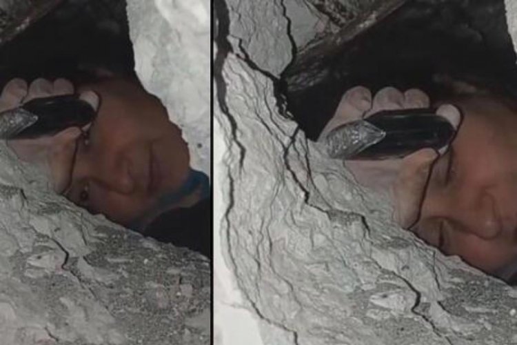 Enkaz altındaki kadın ile kurtarma g&ouml;revlisi arasında duygulandıran diyalog