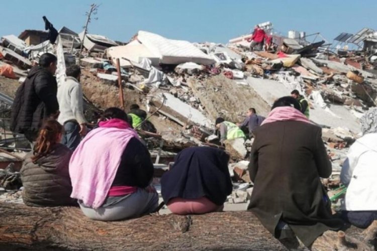 Almanya'da T&uuml;rk k&ouml;kenli vekillerden depremzedeler i&ccedil;in vize kolaylığı talebi