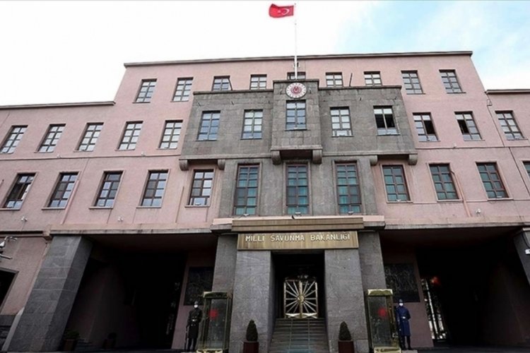 MSB duyurdu: Hatay'da toplanan yardımları ihtiya&ccedil; b&ouml;lgelerine sevk ediliyor