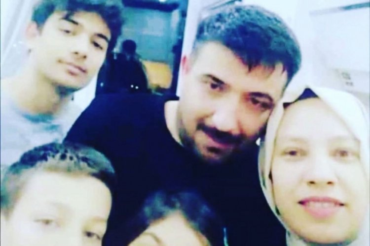 Adana'da hayatını kaybeden 5 kişilik aile Niğde'de toprağa verildi