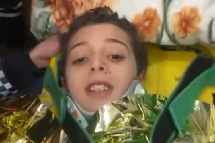 Enkazdan &ccedil;ıkarılan Mesut'tan Arda G&uuml;ler'e mesaj var