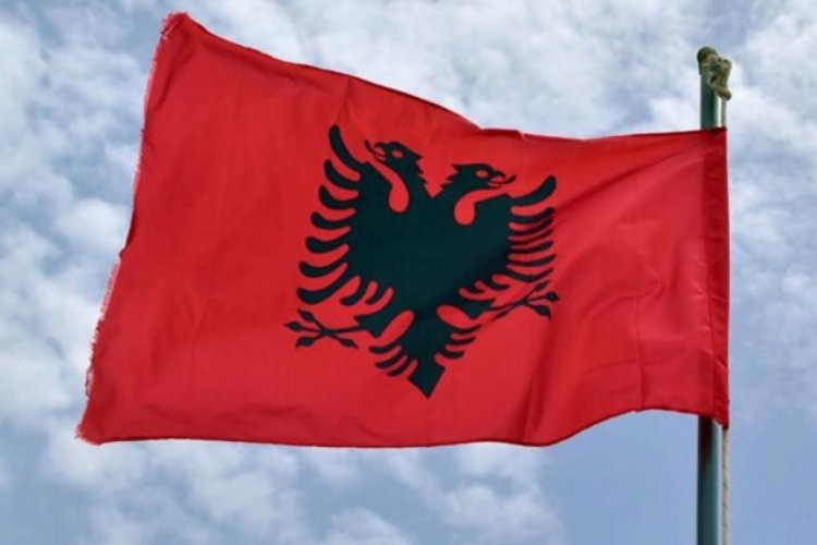 Arnavutluk'ta 1 g&uuml;nl&uuml;k ulusal yas ilan edildi