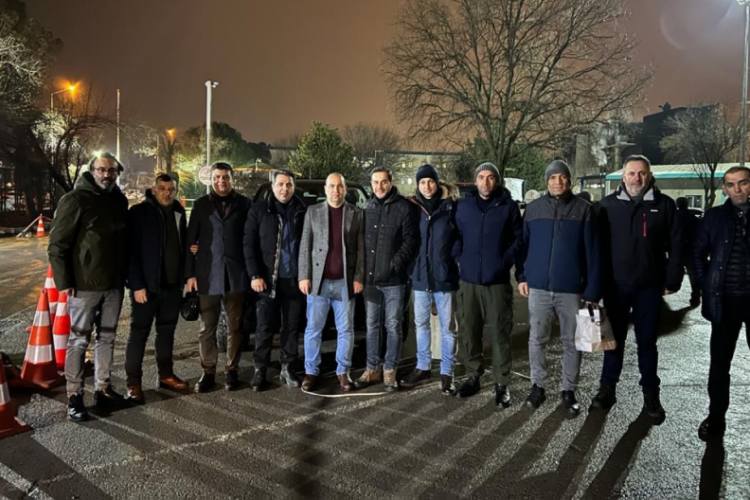 Bursa'da eğitimcilerden deprem b&ouml;lgesine destek