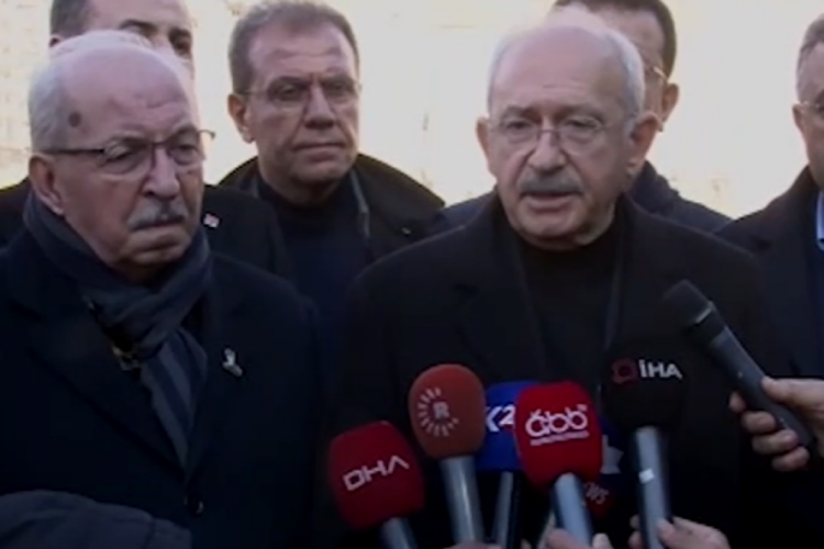 Kılı&ccedil;daroğlu Diyarbakır'da: Yaralarımızı sarmalıyız