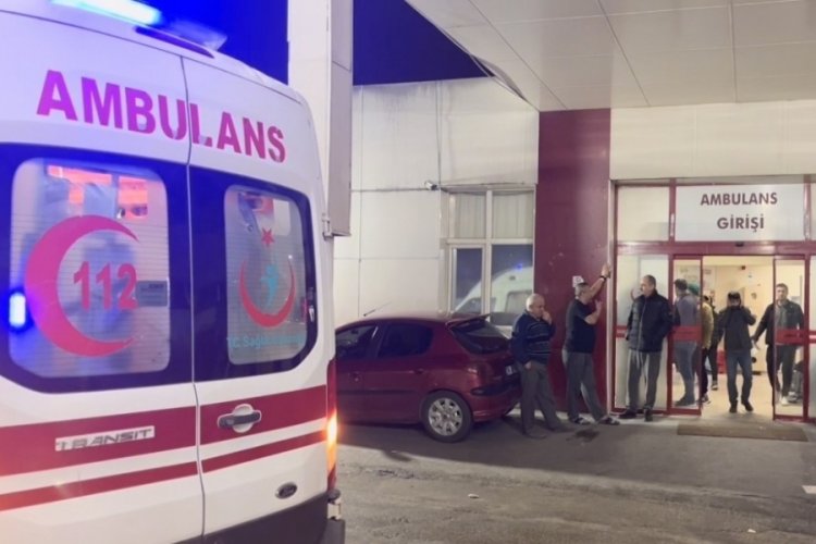 Bursa'da doğalgaz zehirlenmesi: 19 kişi hastaneye kaldırıldı