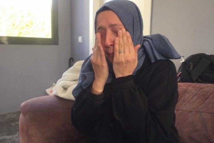 Enkazdan &ccedil;ıkartıp hastaneye yatırdıkları &ccedil;ocuklarını hi&ccedil;bir yerde bulamıyorlar