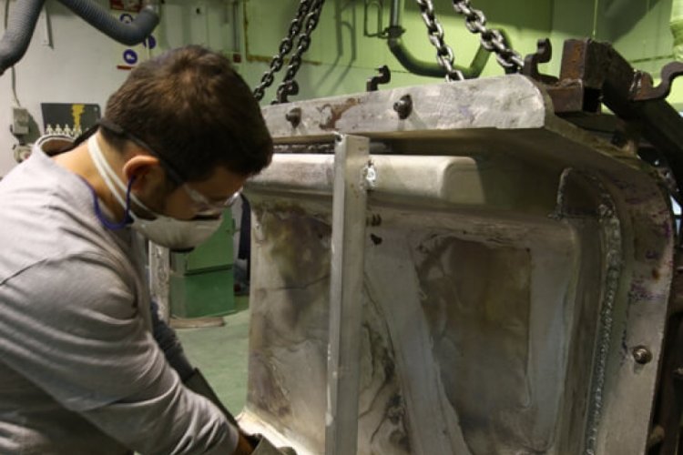 Bursalı firma depremzedeler i&ccedil;in yeniden seyyar tuvalet &uuml;retimine başladı