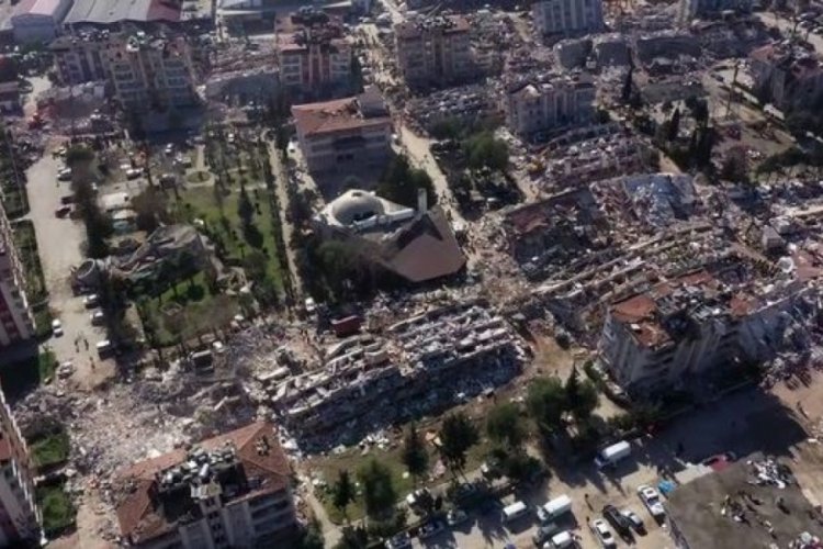 T&Uuml;RKONFED raporu: Depremlerin mali hasarının 84,1 milyar dolar olması bekleniyor