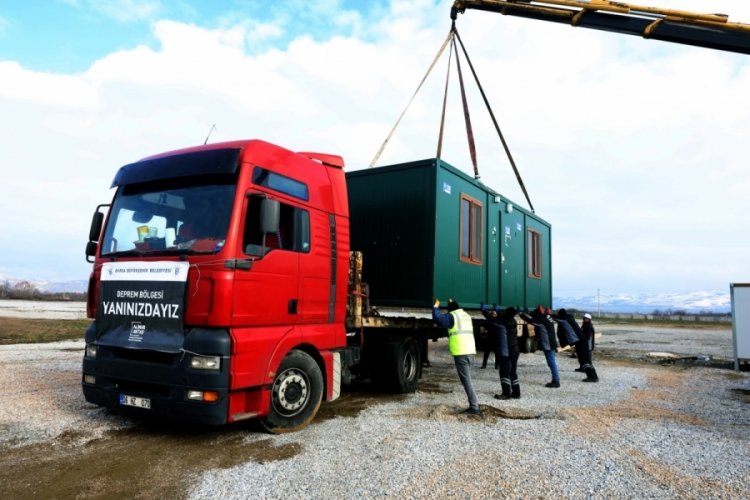 Konteynerler Bursa'dan yola &ccedil;ıktı