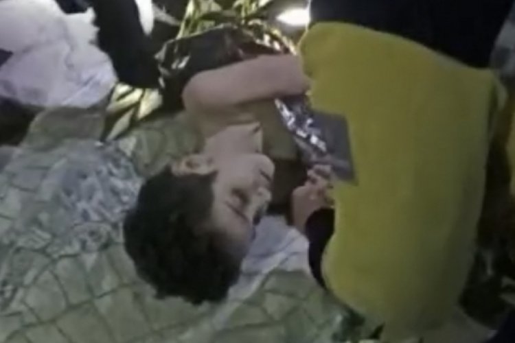 Hatay'da 163 saat sonra enkaz altındaki 7 yaşındaki Mustafa kurtarıldı