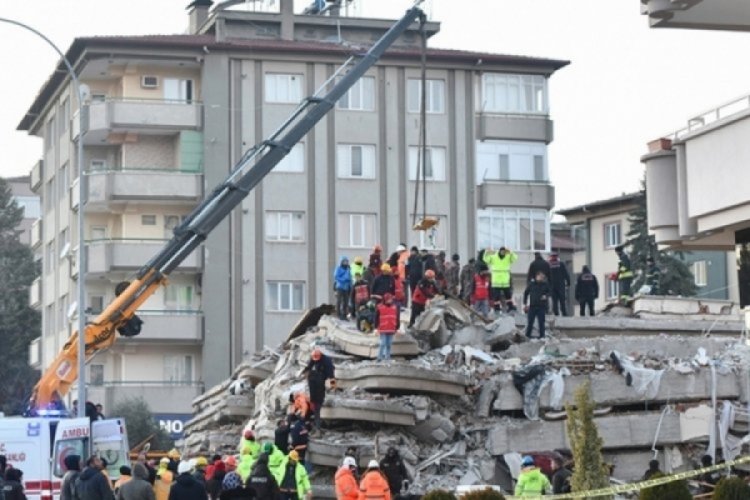 Gaziantep'te yıkılan Bahar Apartmanı'nın m&uuml;teahhidi tutuklandı