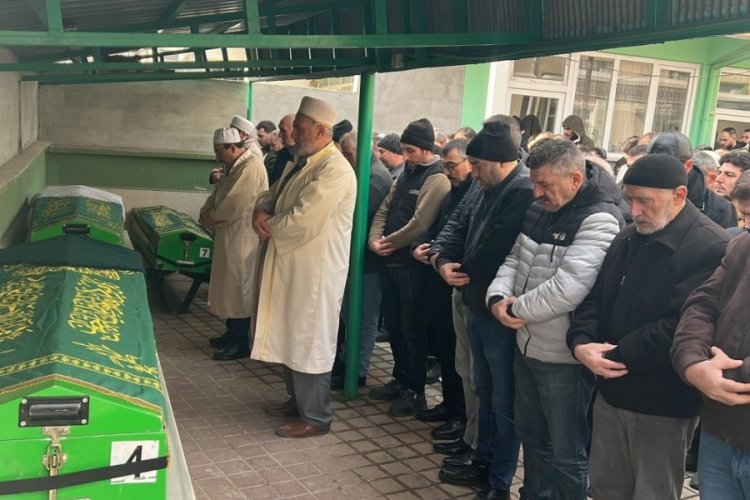 Bursa'dan depremzedeleri kurtarmak i&ccedil;in gitti! Kazada hayatını kaybetti