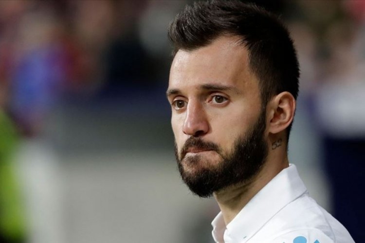 Emre &Ccedil;olak futbolu bıraktı