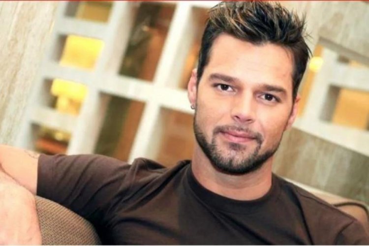 Ricky Martin, deprem mağdurları i&ccedil;in destek istedi